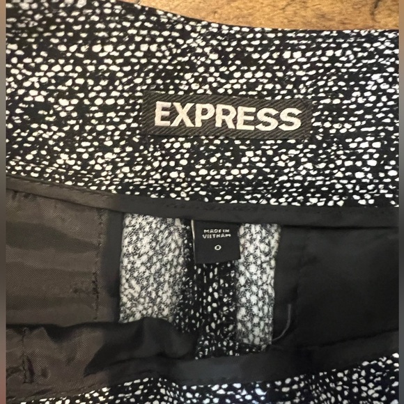 Express Black/White Polyester Shorts Size 0 EUC - Picture 2 of 6